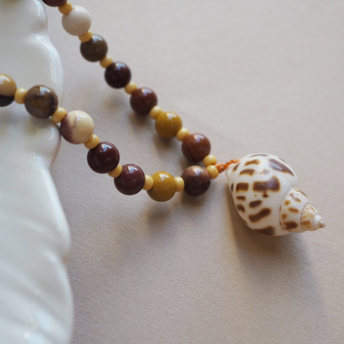 Collana Shellina Mokaite