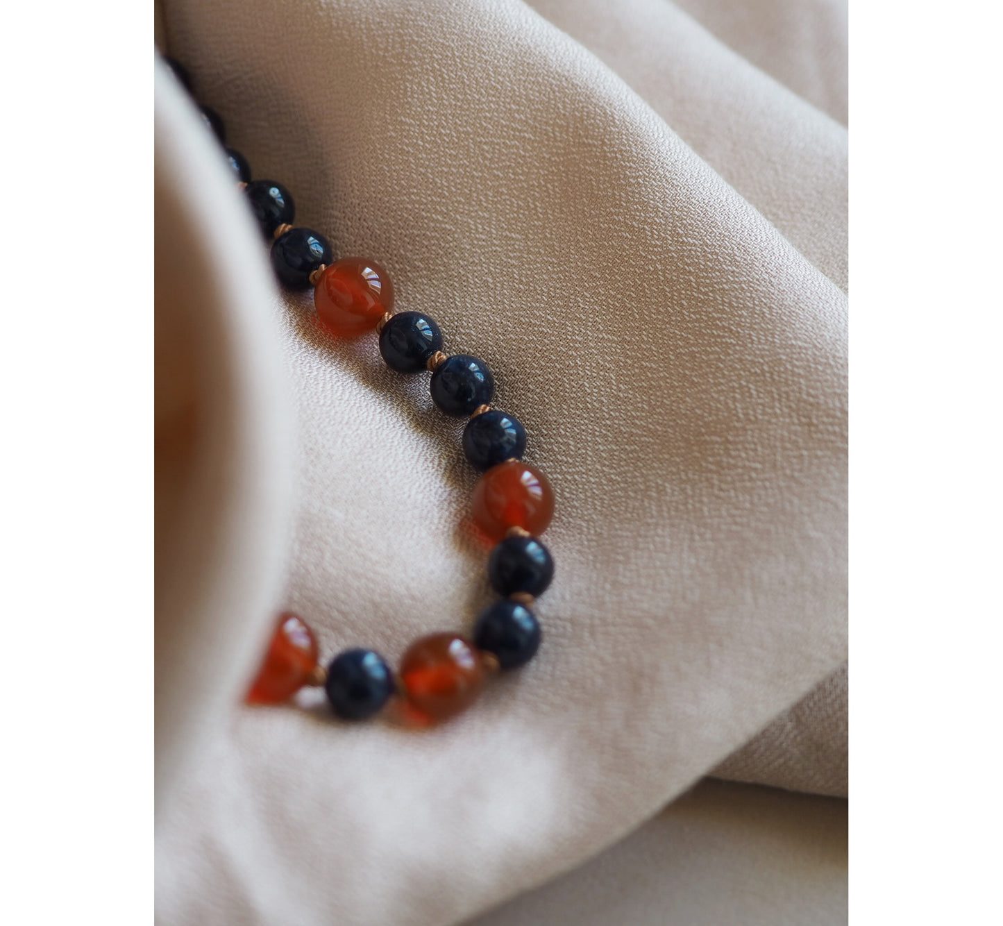 Collana Nodini Giada blu