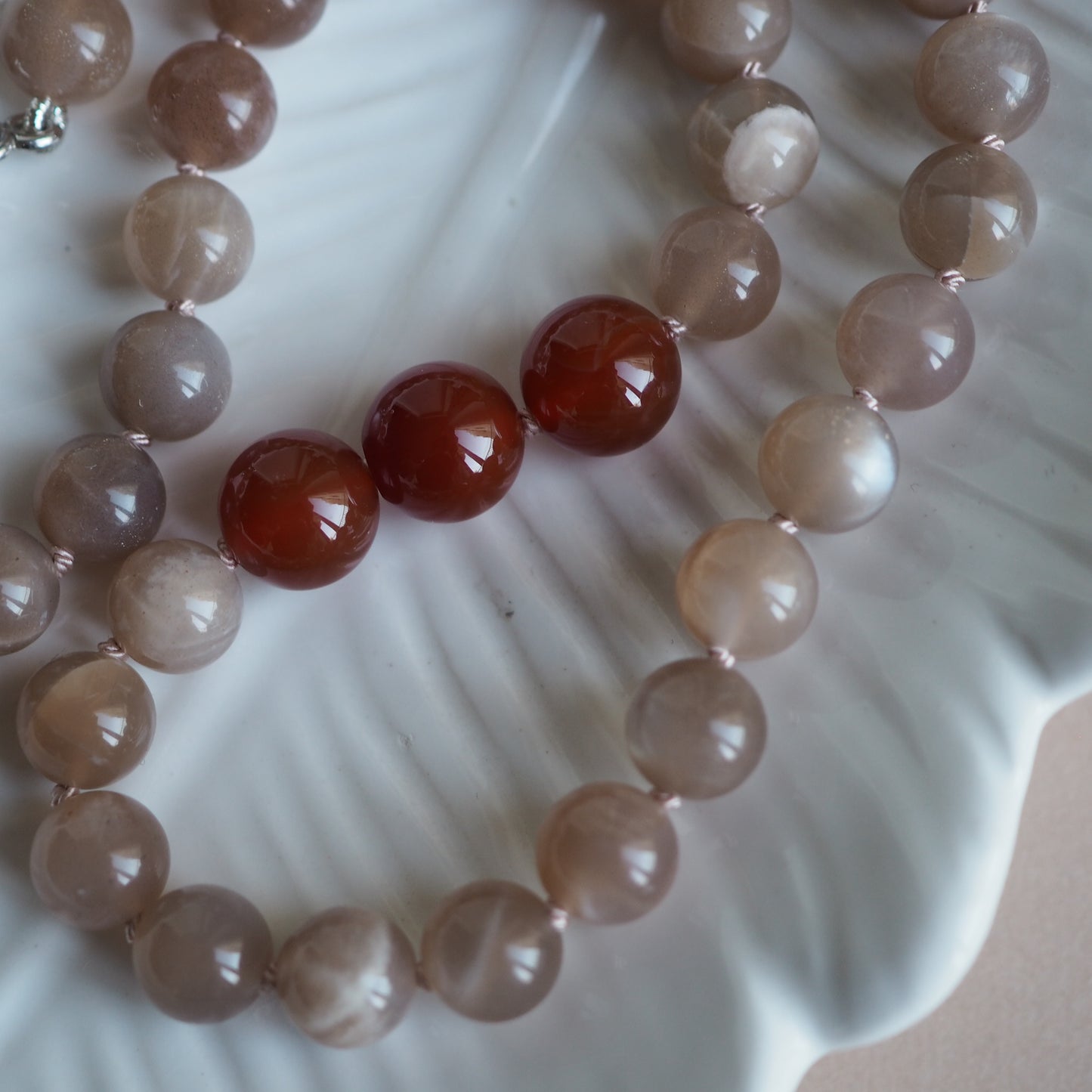 Collana Nodini Luna Rosa