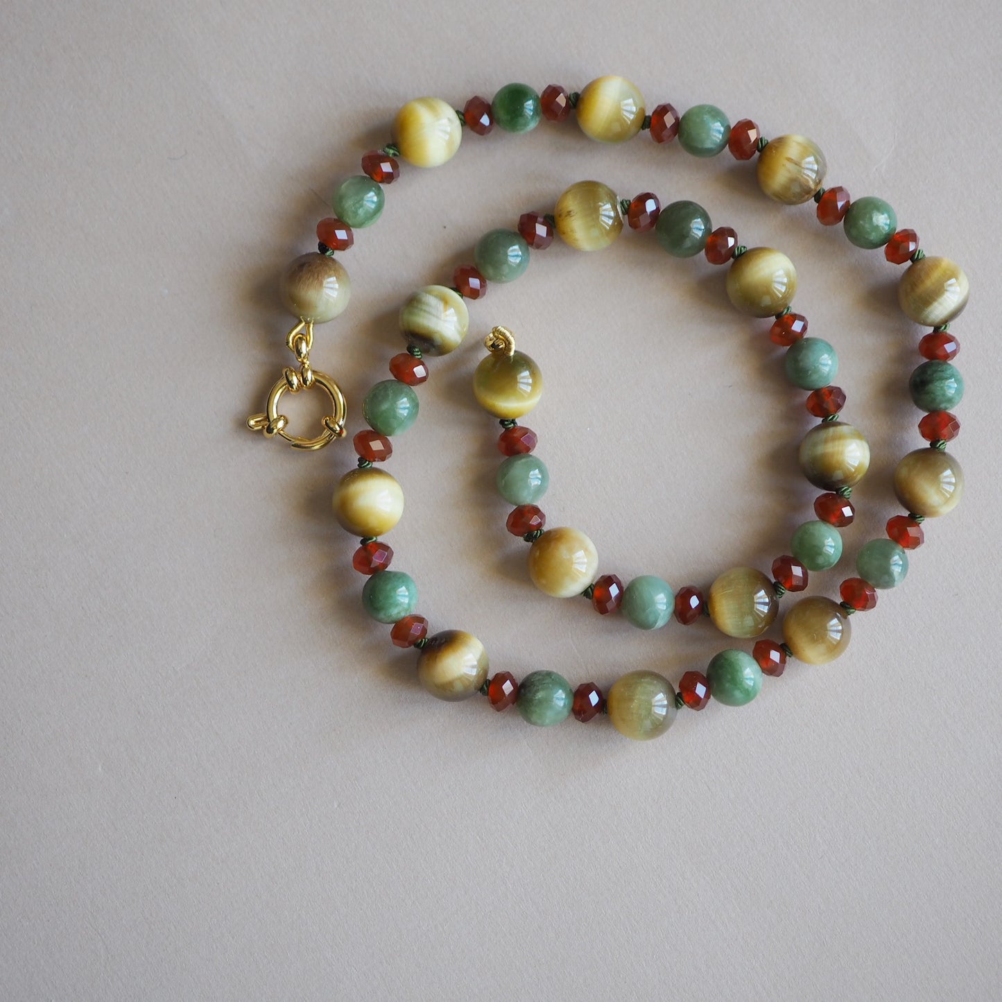 Collana Nodini Birmana