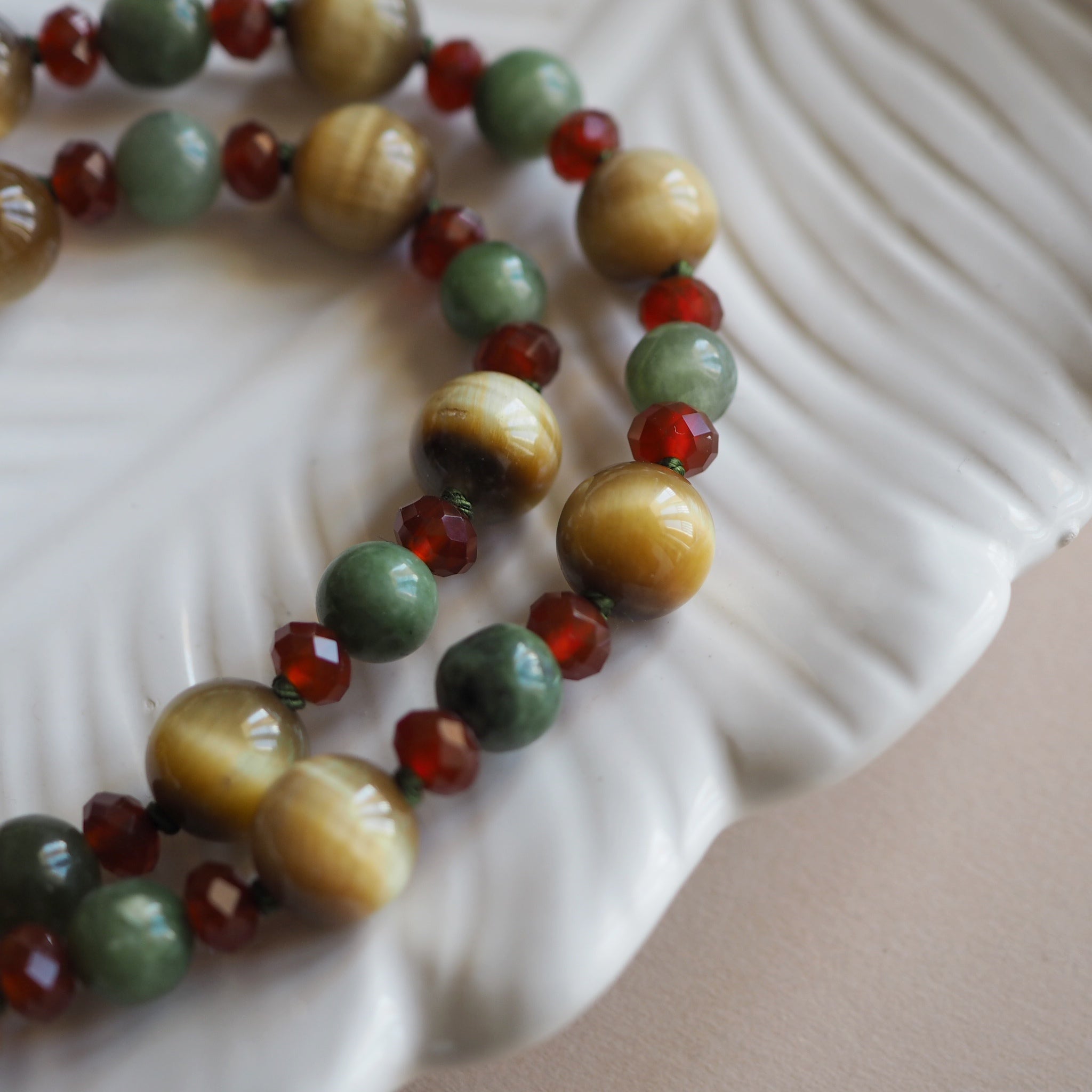 Collana Nodini Birmana