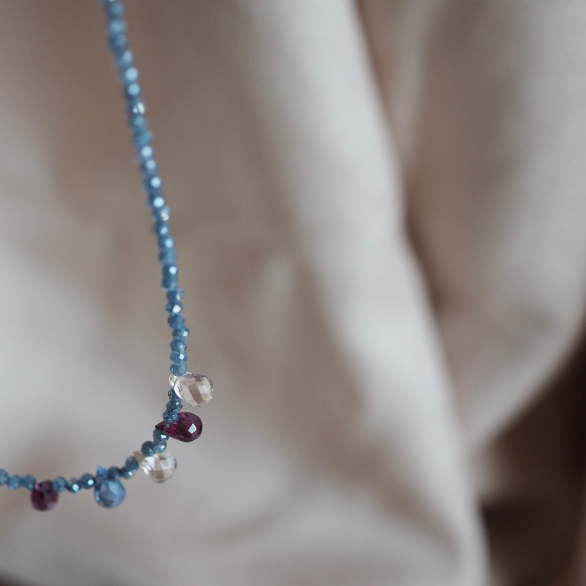 Collana Goccioline Notte di Rugiada