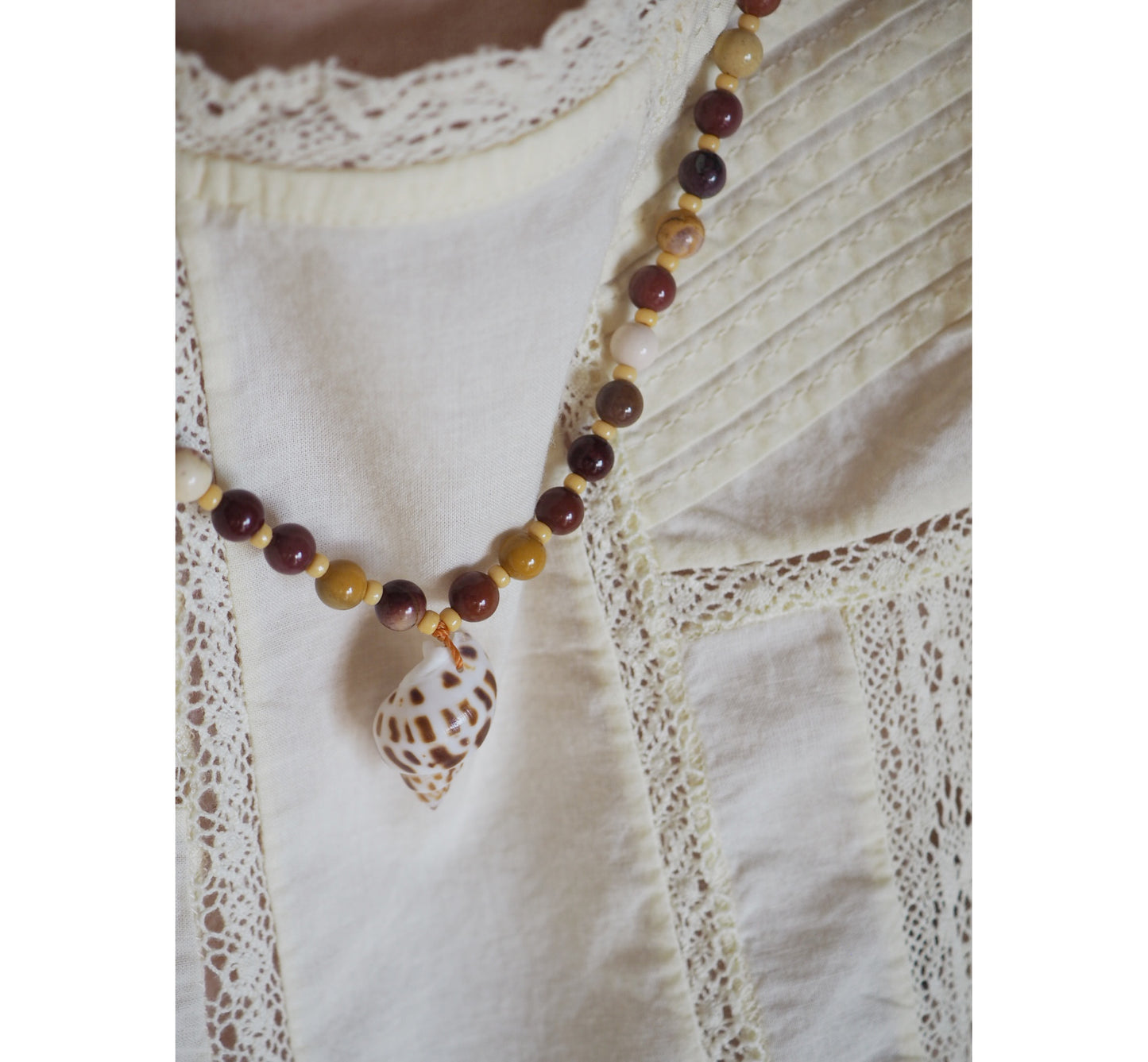 Collana Shellina Mokaite