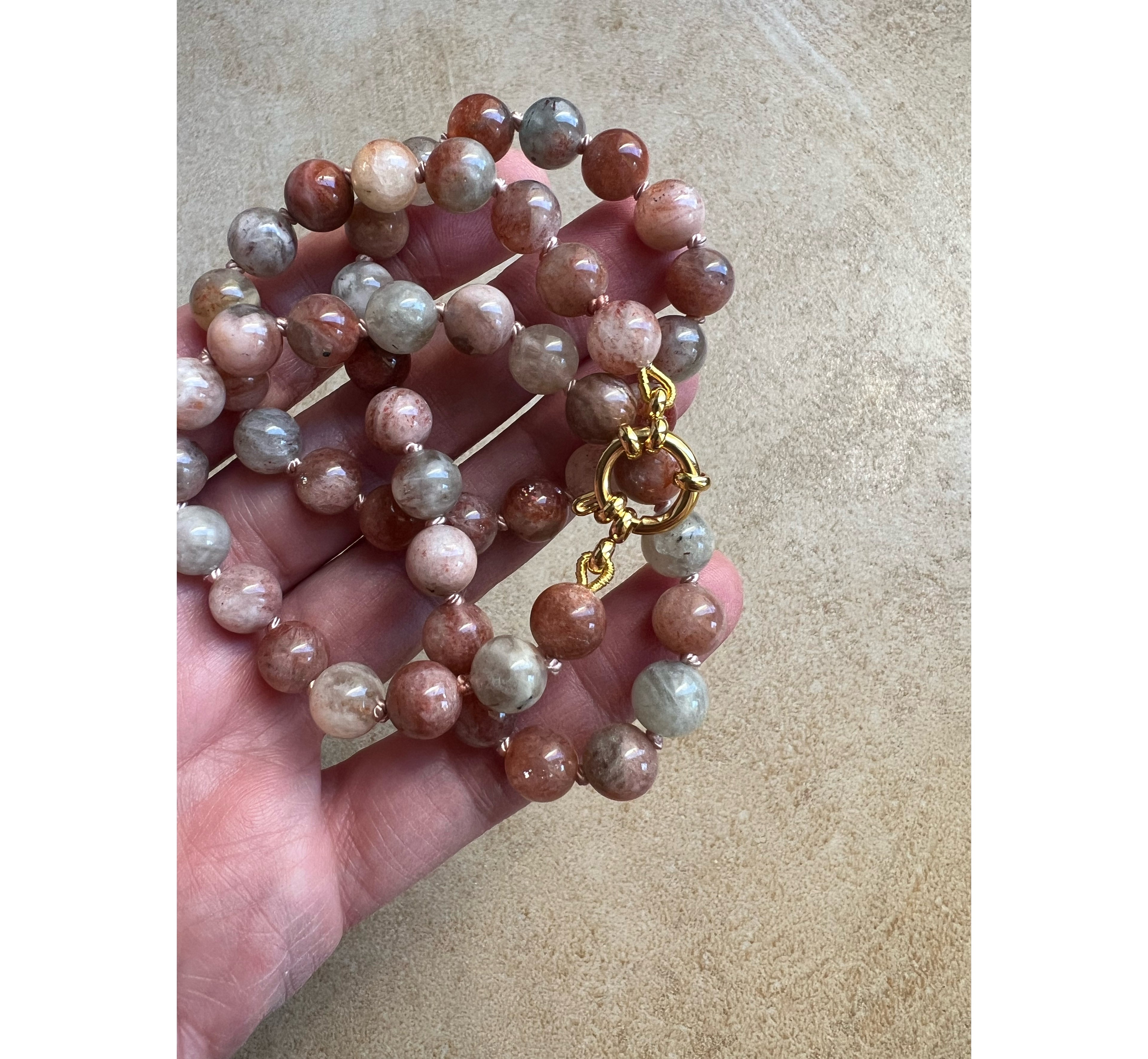 Collana Nodini Pietra del sole