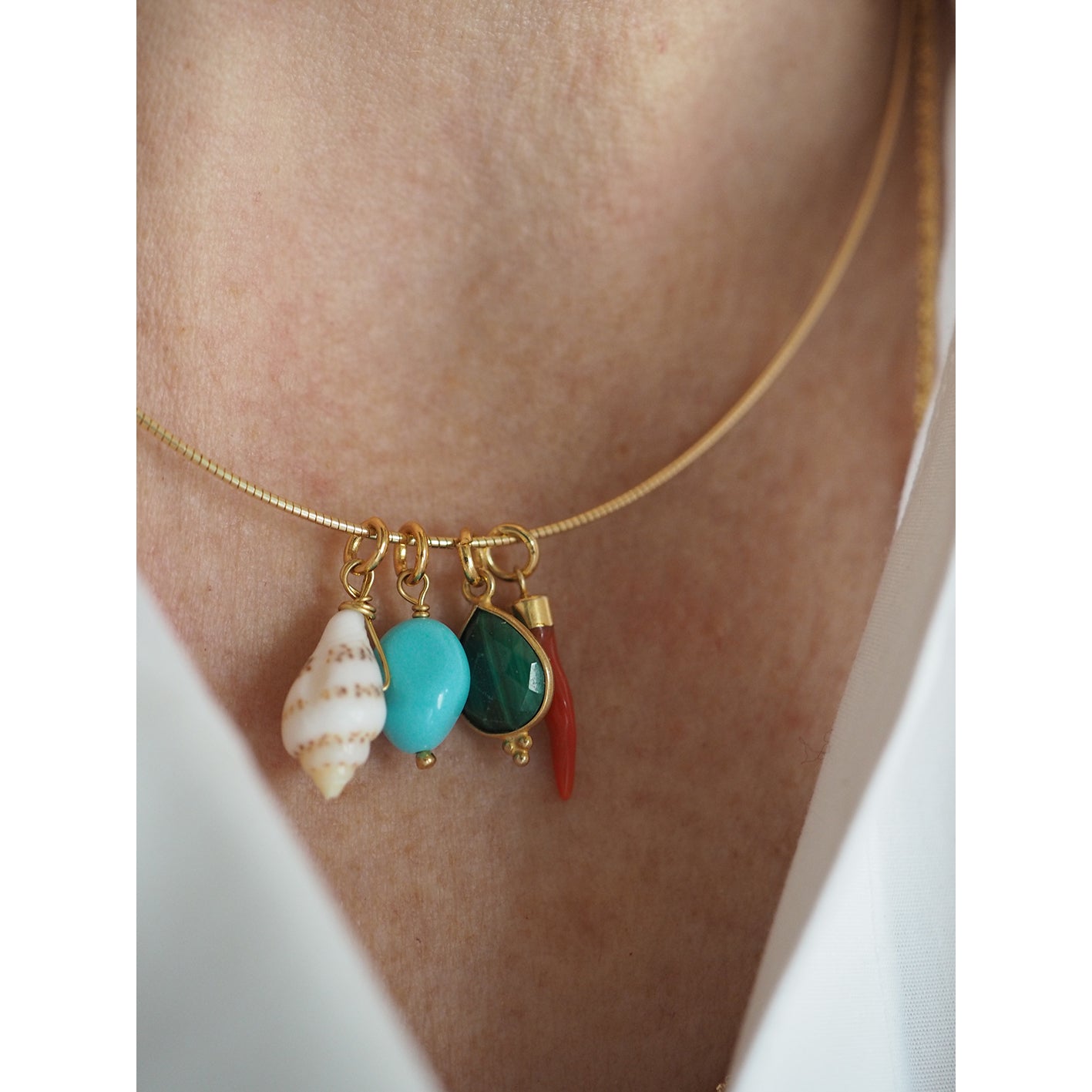 Collarino Semirigido Gold