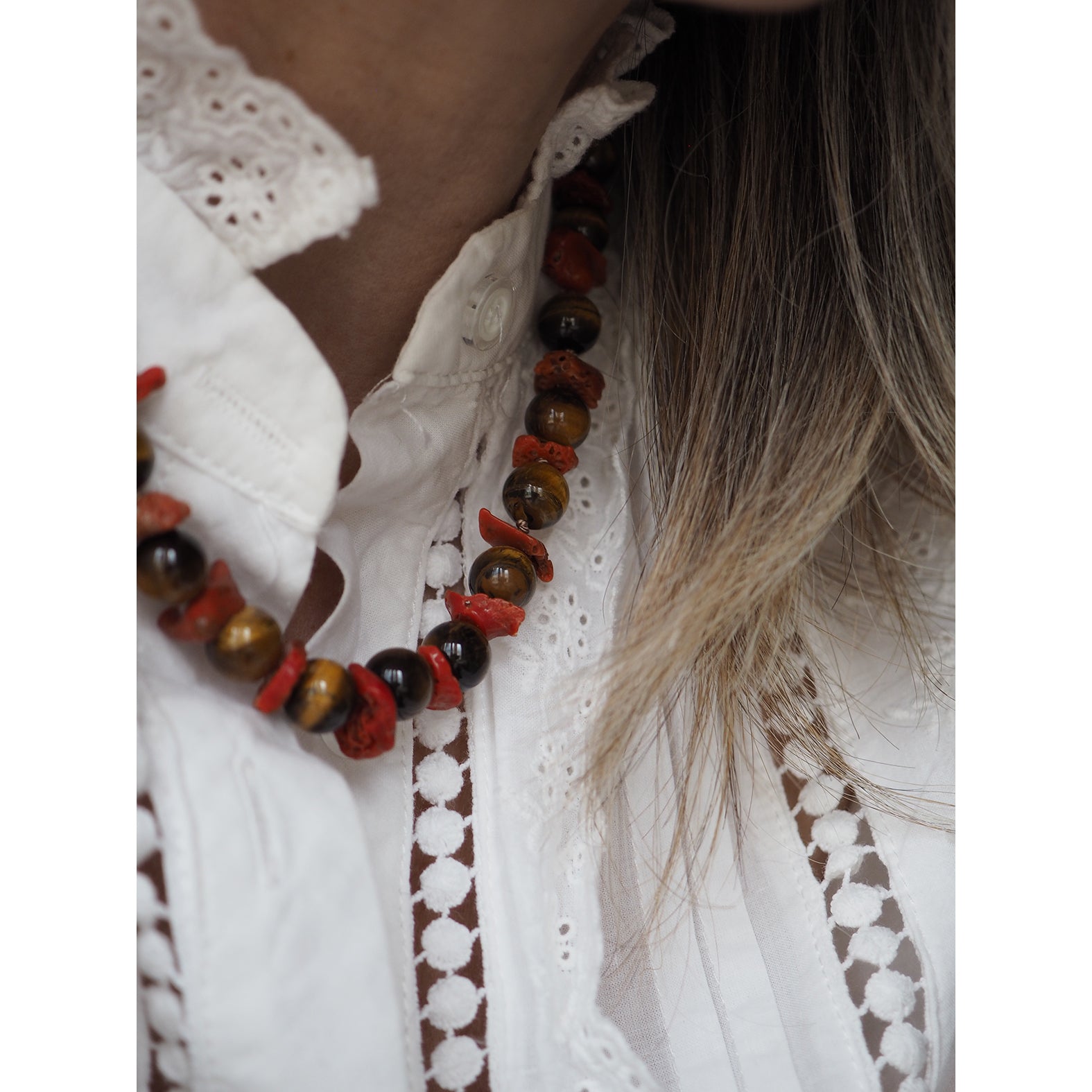 Collana Nodini Corallo e occhio tigre