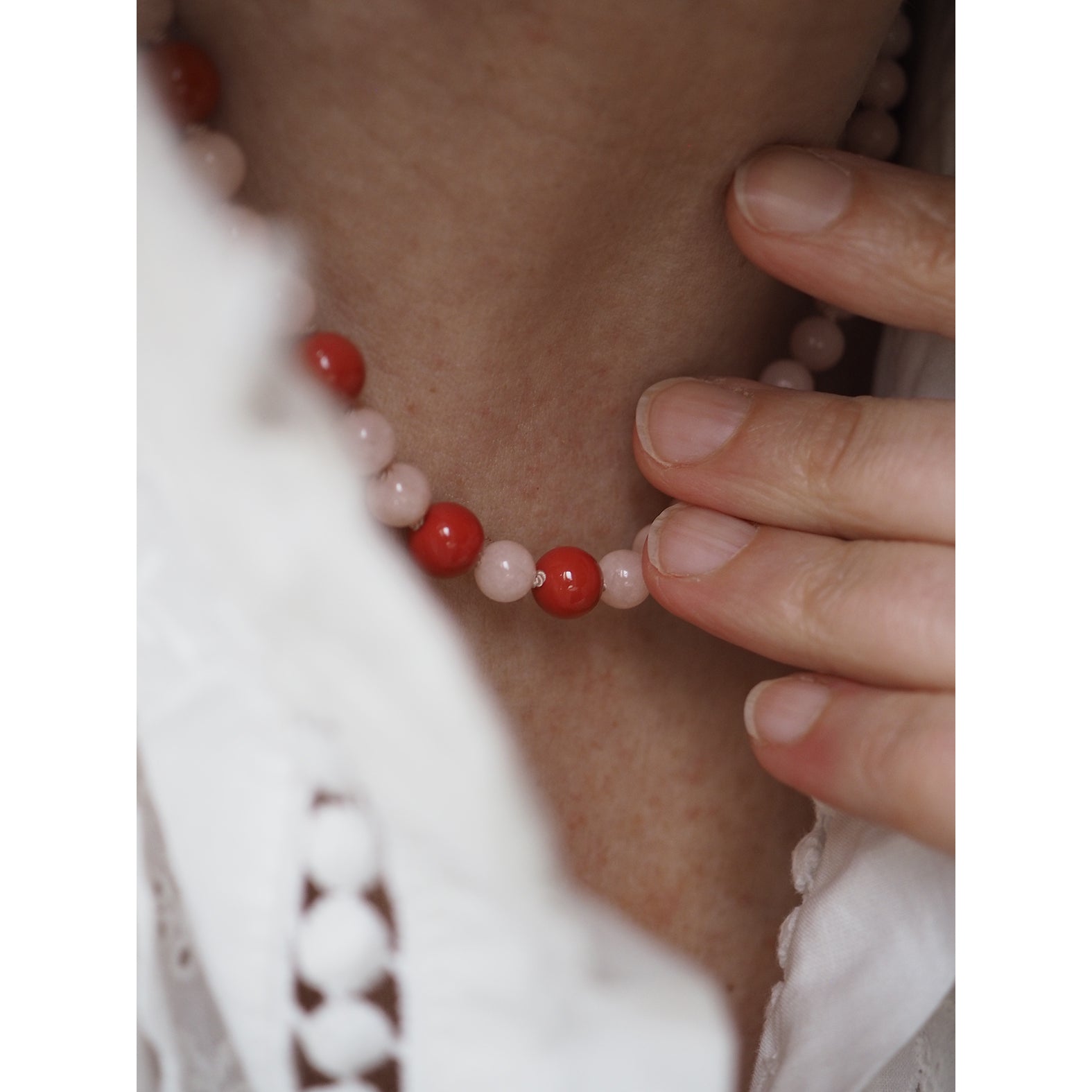 Collana Nodini Rosa Rosso