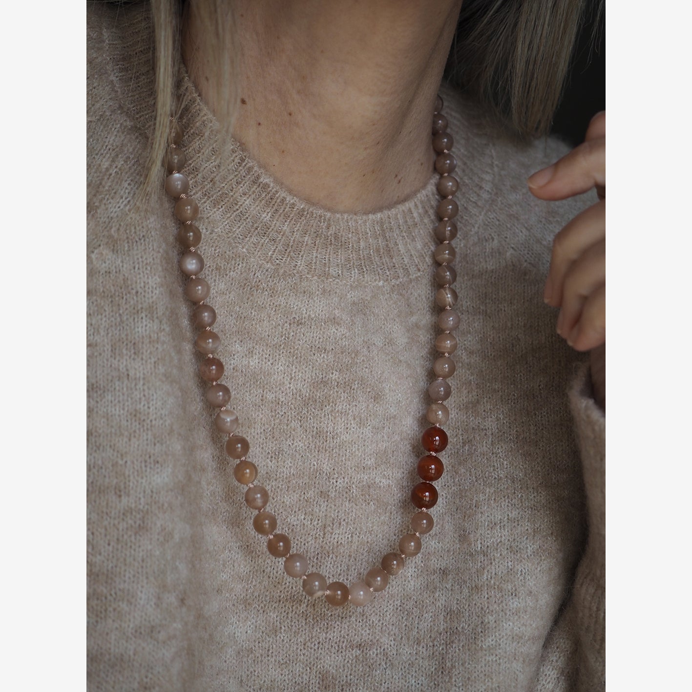 Collana Nodini Luna Rosa