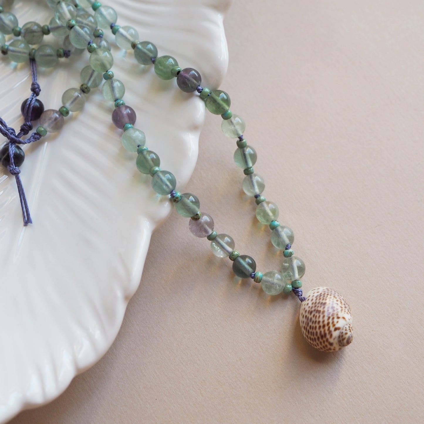 Collana Shellina Fluorite