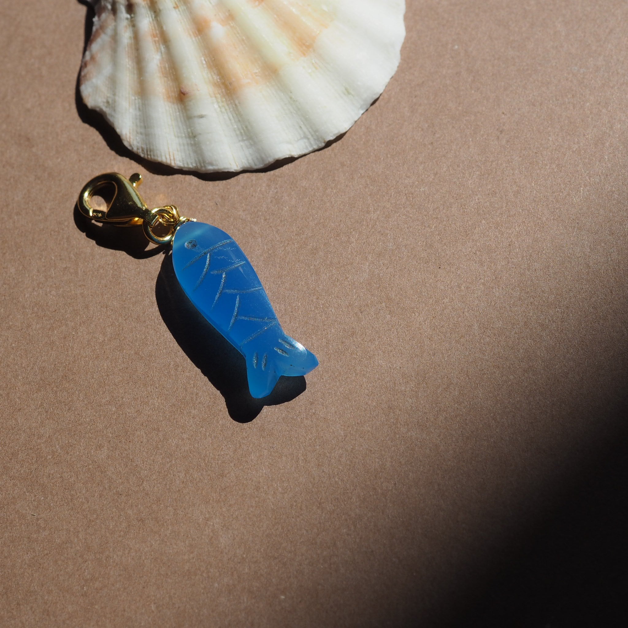 Charm Sardina Calcedonio