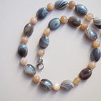 Collana Nodini ovali botswana