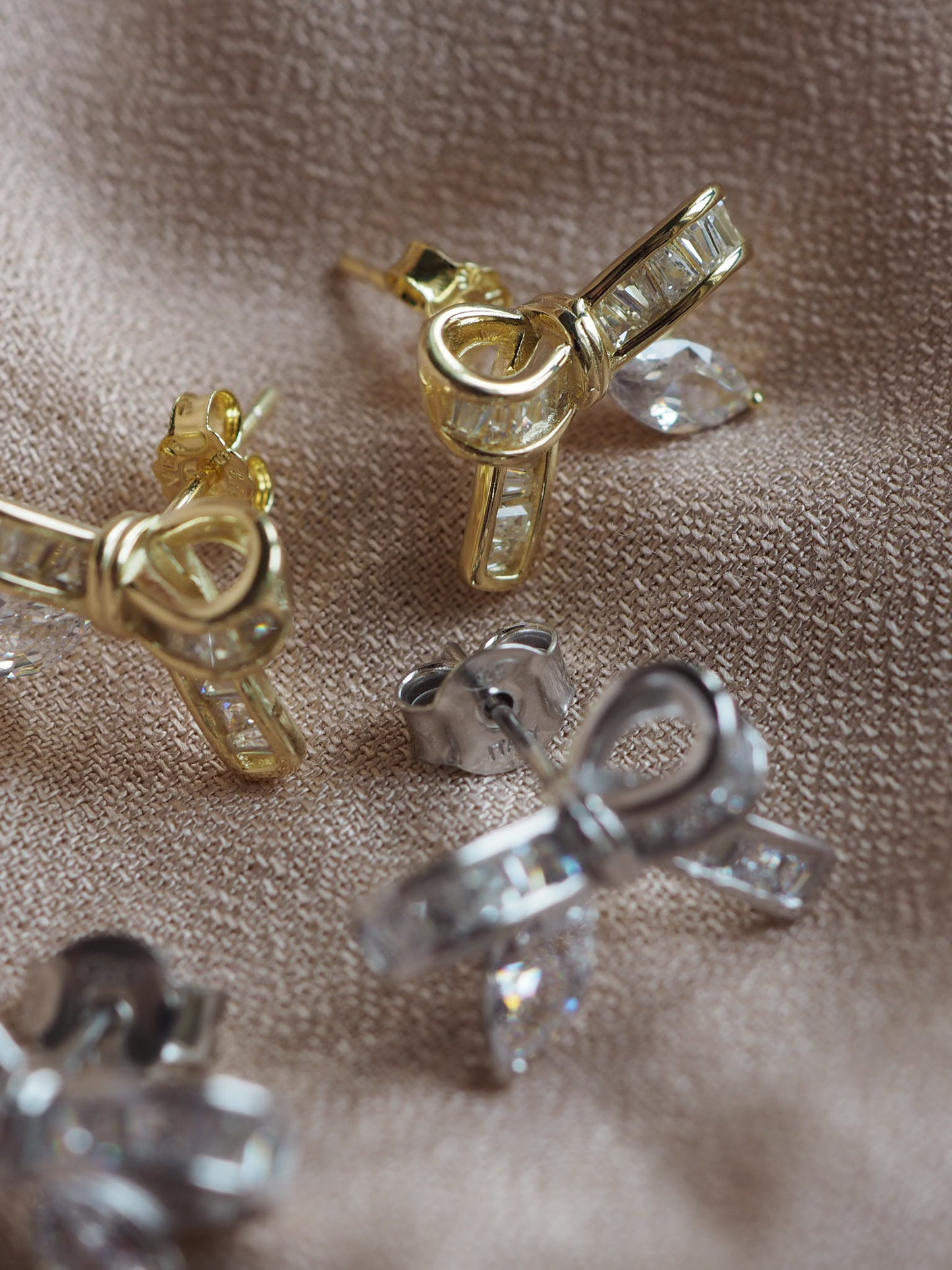 Orecchini Mini Fiocchetti