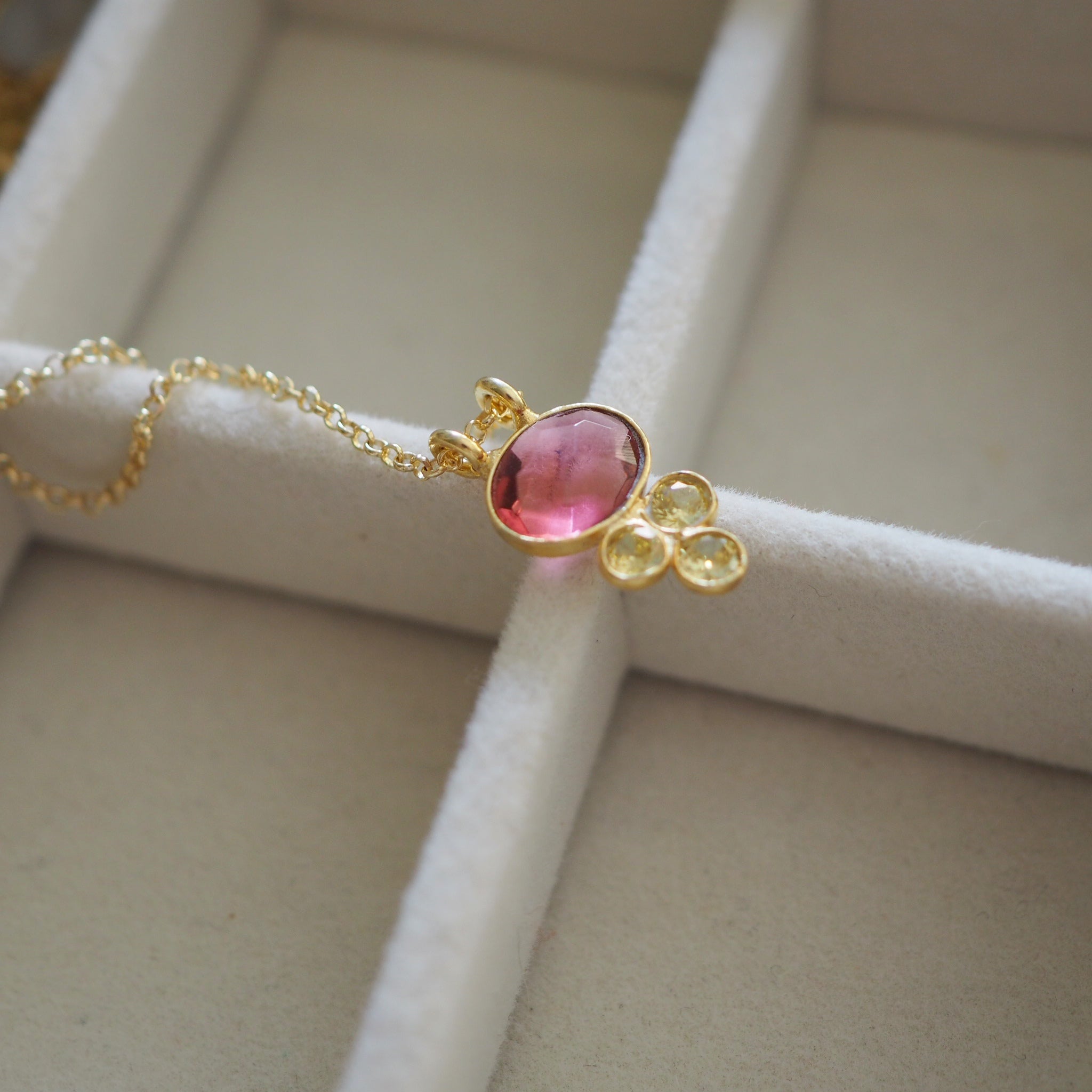 Collana Nadine