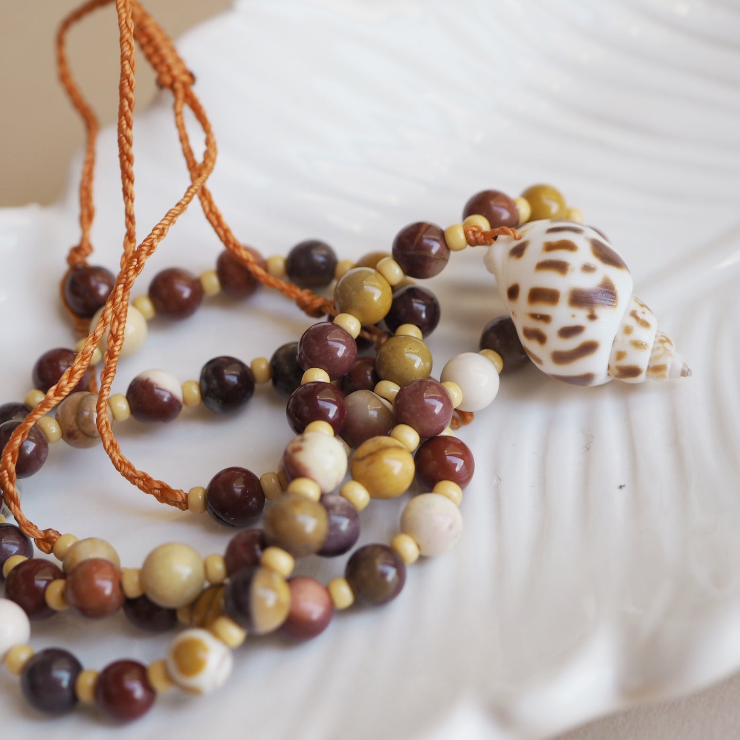 Collana Shellina Mokaite