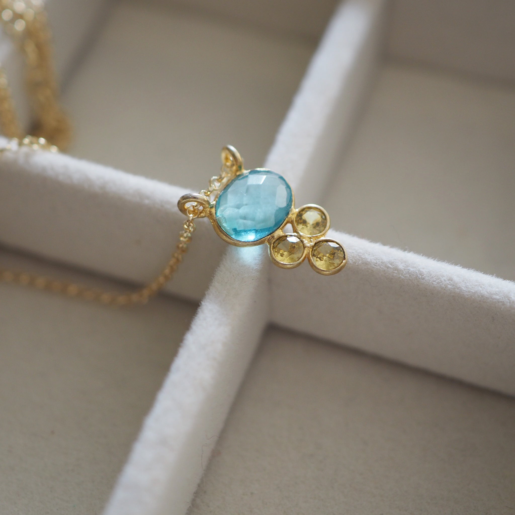 Collana Nadine