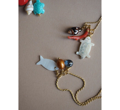 Charm Pesce Madreperla