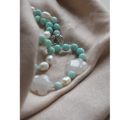 Collana Nodini Fiori bianchi