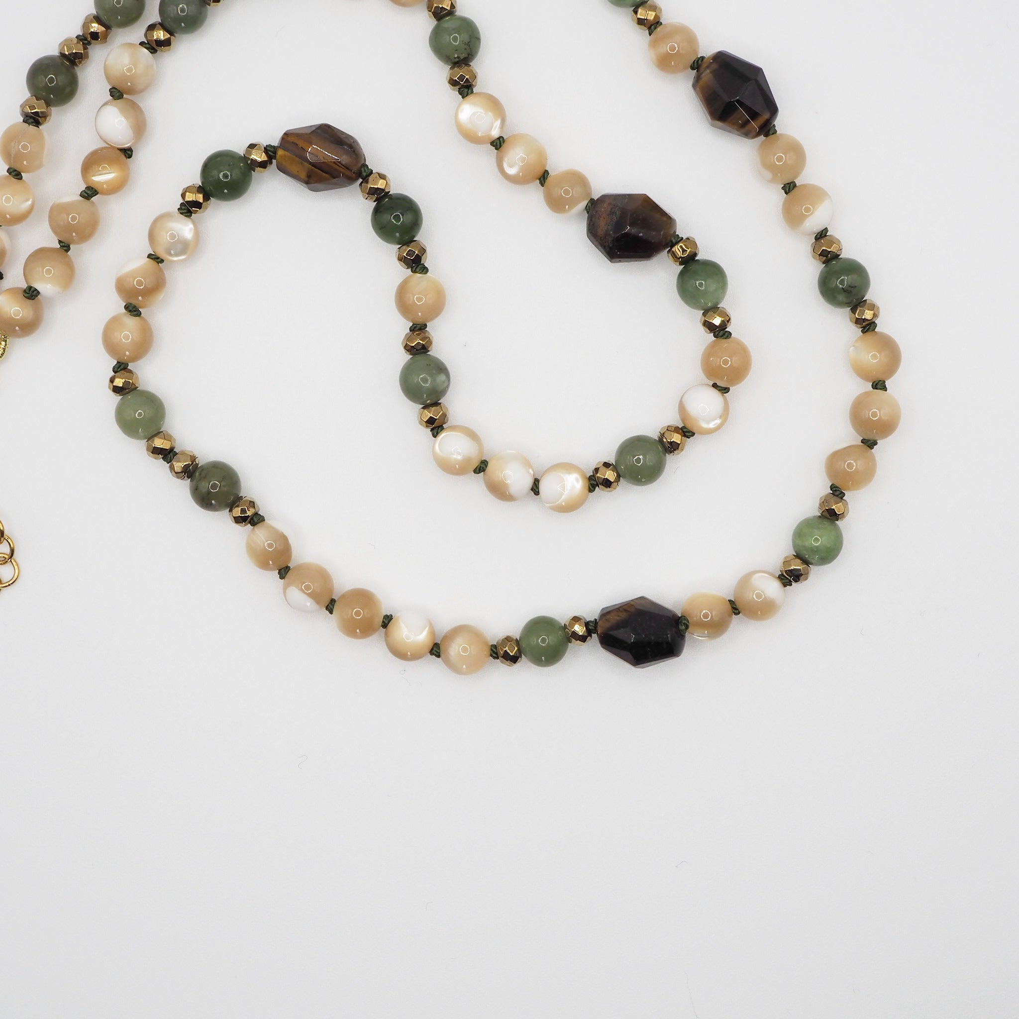 Collana Nodini madreperla birmana
