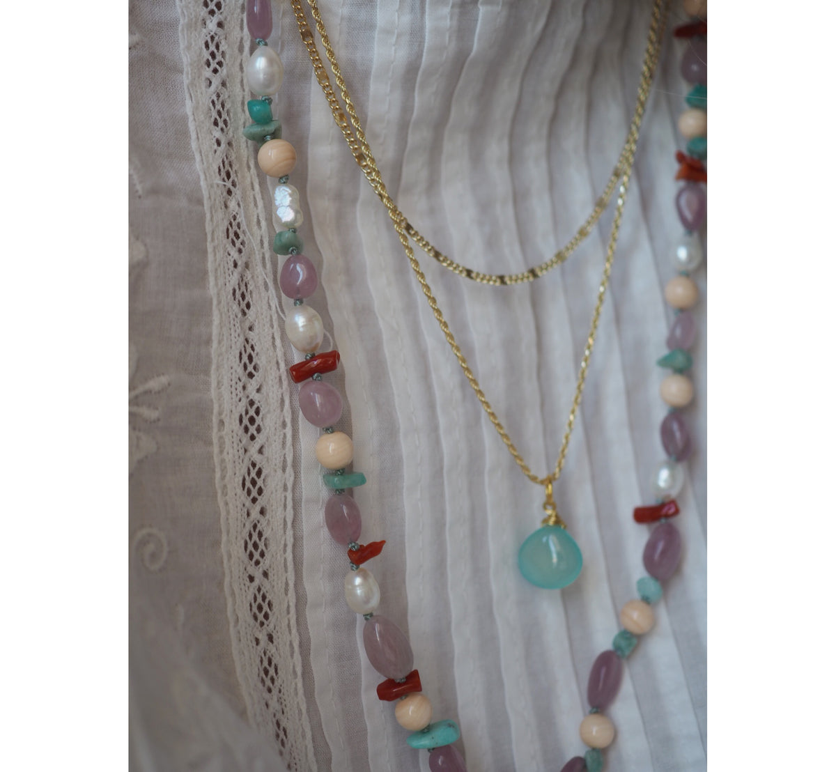 Charm Goccia Calcedonio