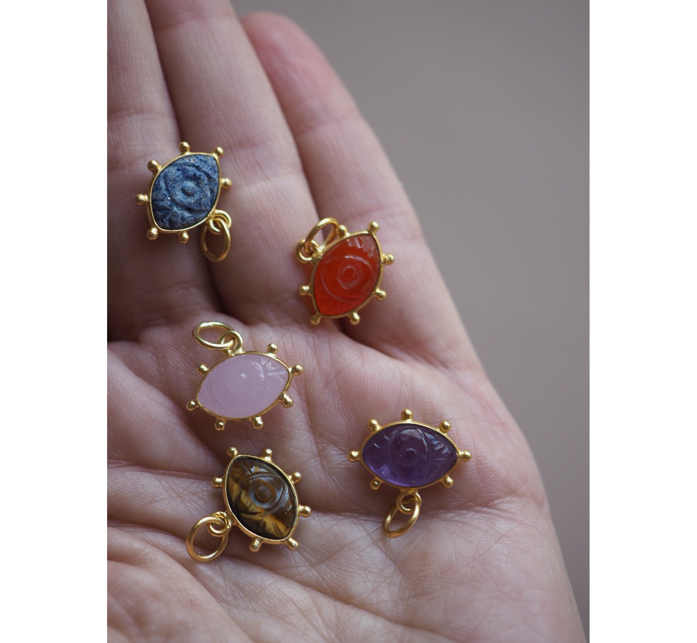 Charm Occhietto
