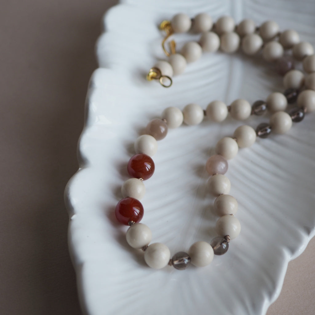 Collana Nodini Diaspro fossile