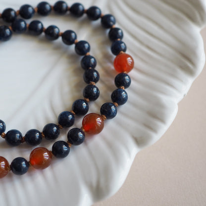 Collana Nodini Giada blu