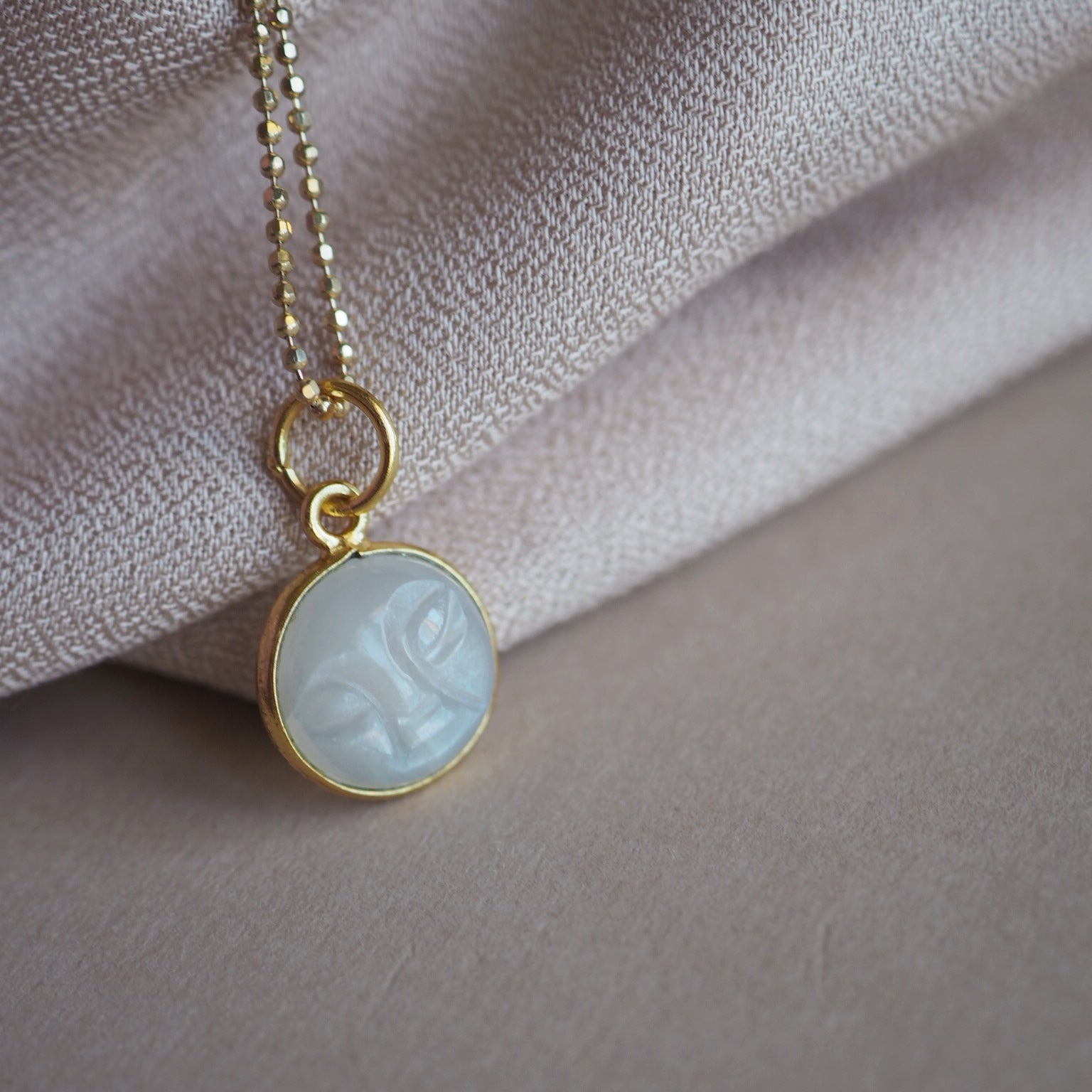 Charm Luna
