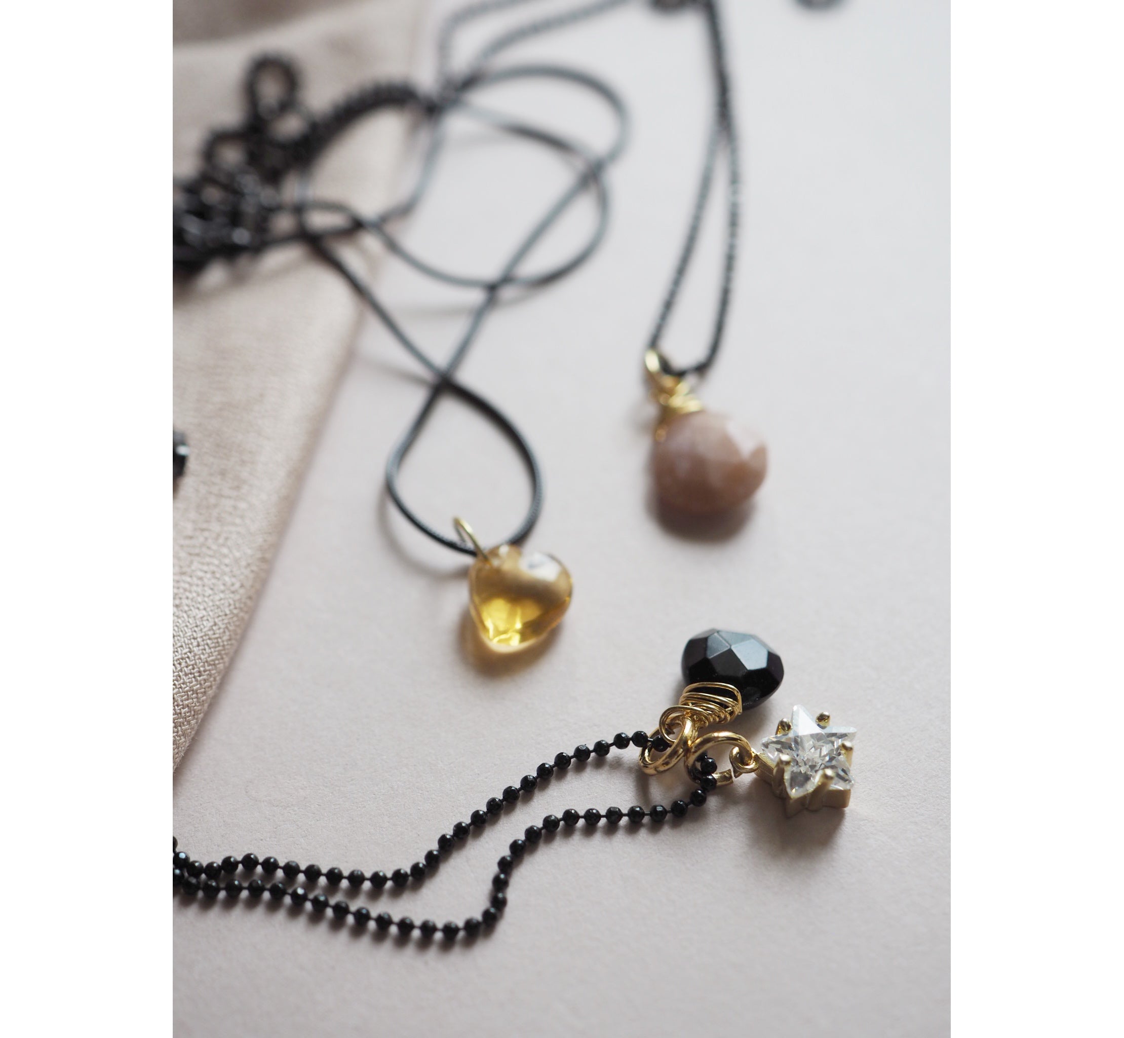 Collana Micropallini Black