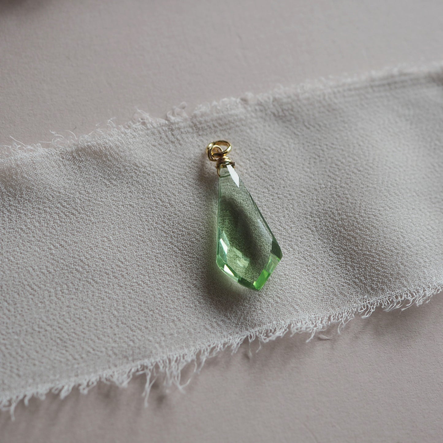 Charm Pendente Quarzo verde