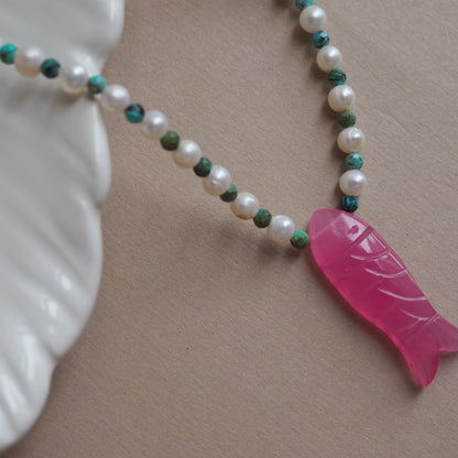 Collana Pesciolina Perle fucsia