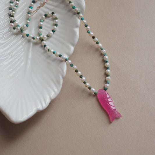 Collana Pesciolina Perle fucsia