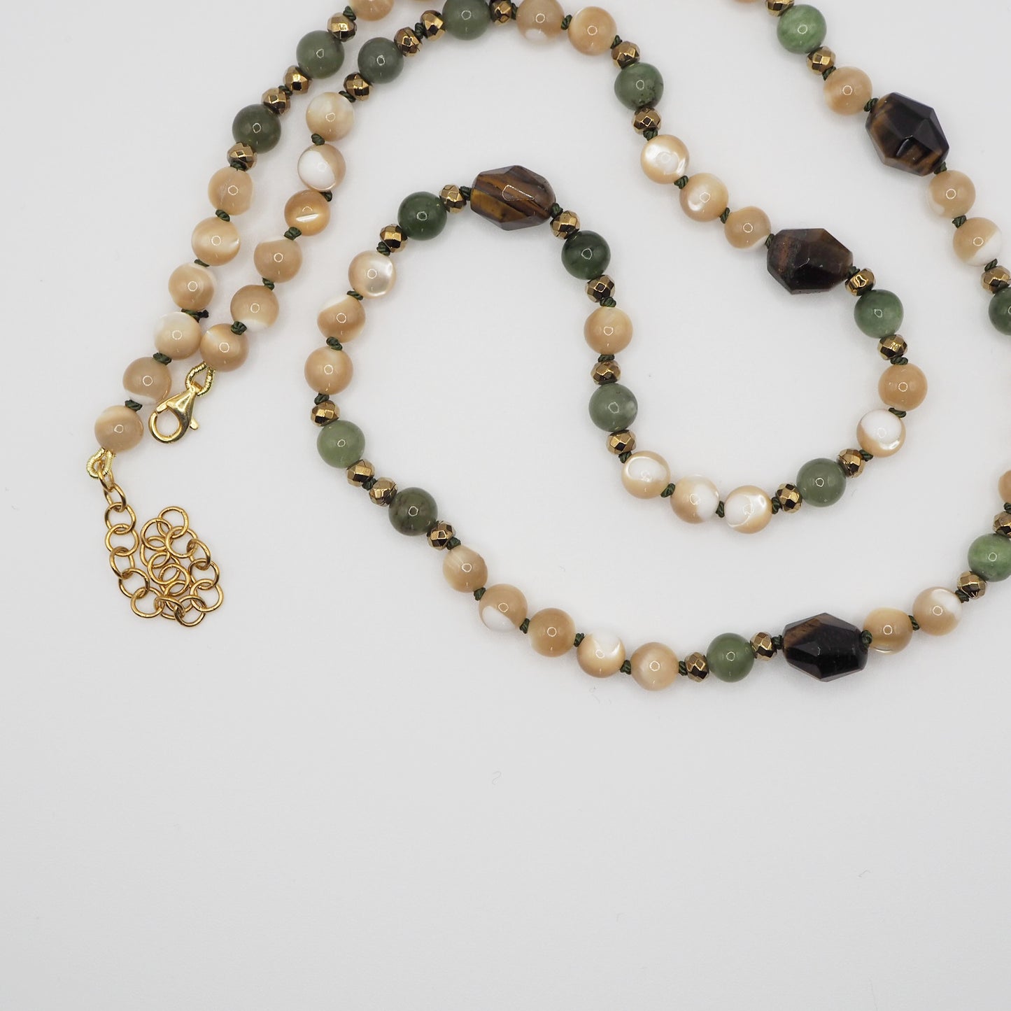 Collana Nodini madreperla birmana