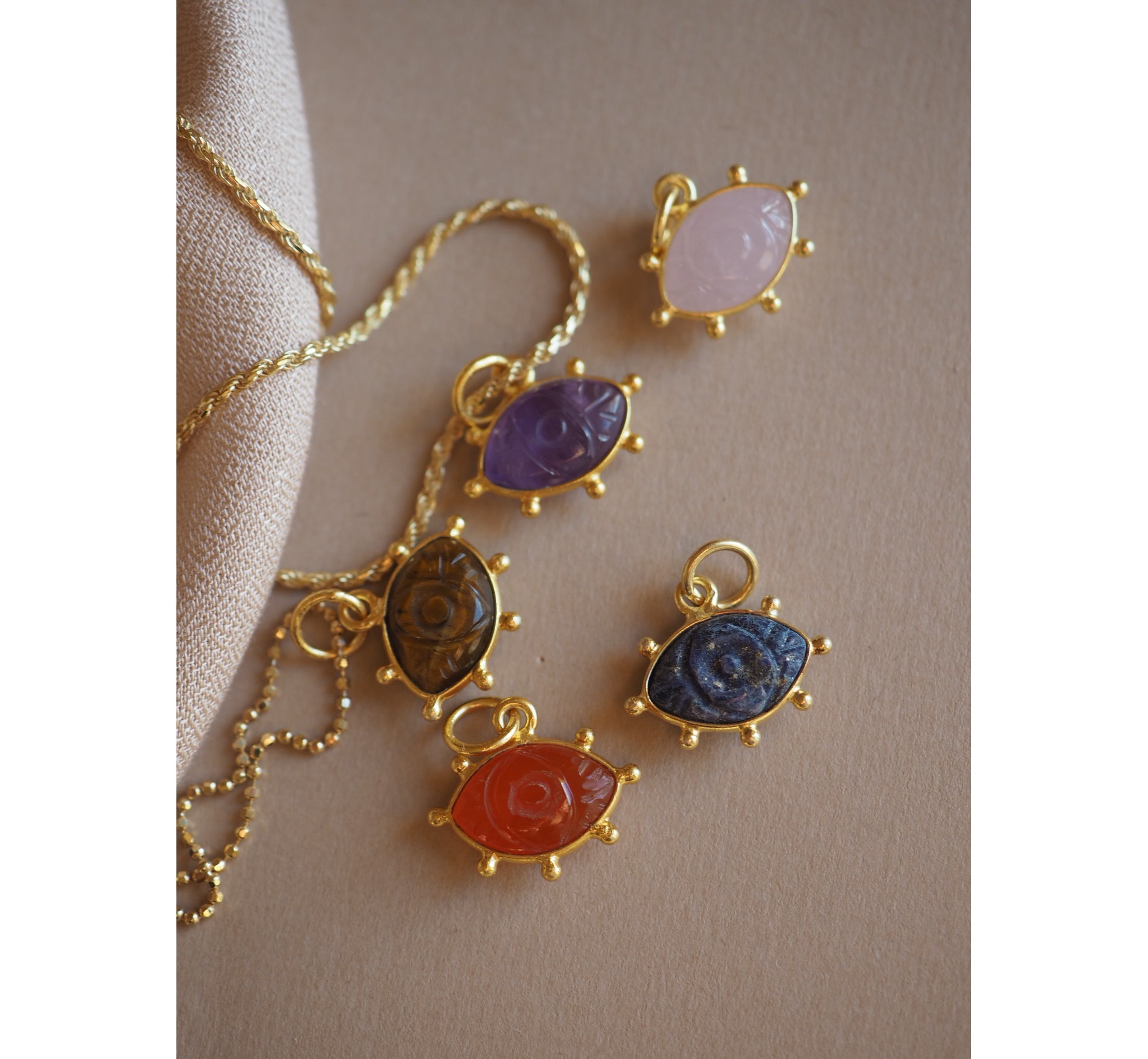 Charm Occhietto