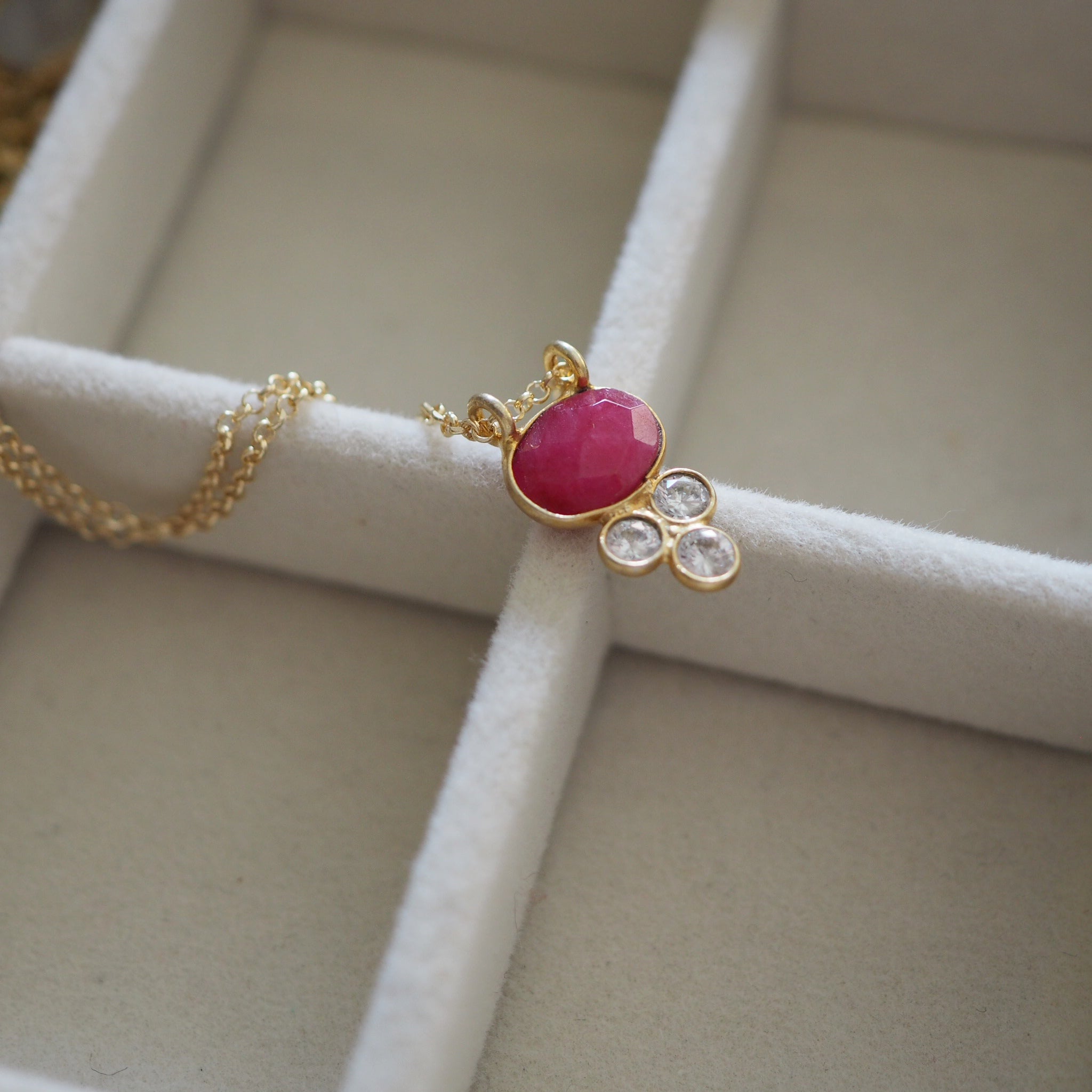 Collana Nadine