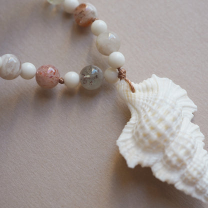 Collana Shellina Pietra del Sole