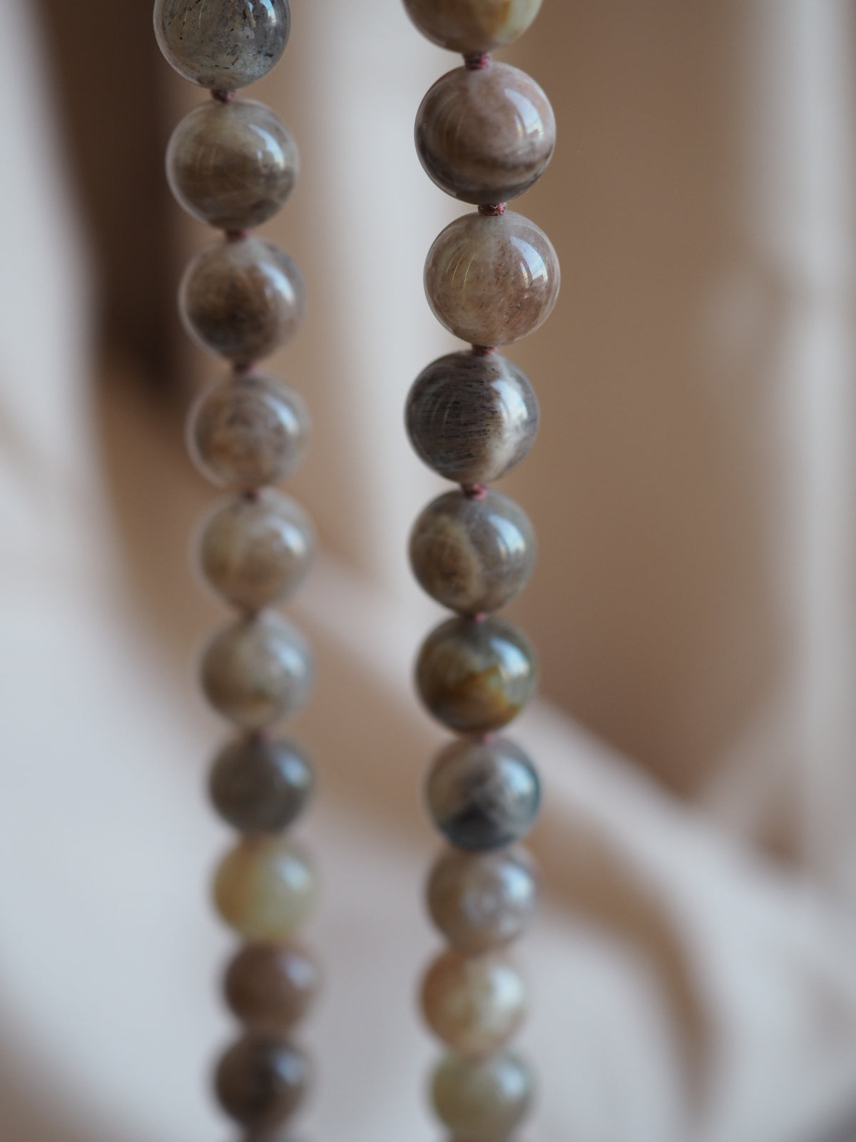 Collana Nodini Champagne