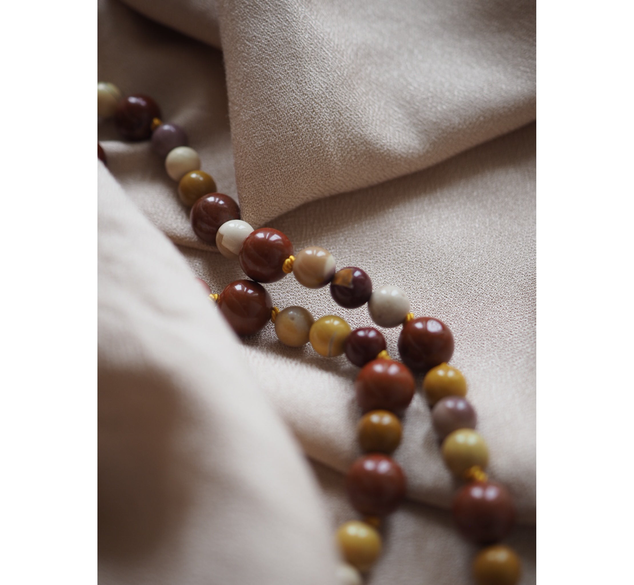 Collana Mini Nodini Mokaite