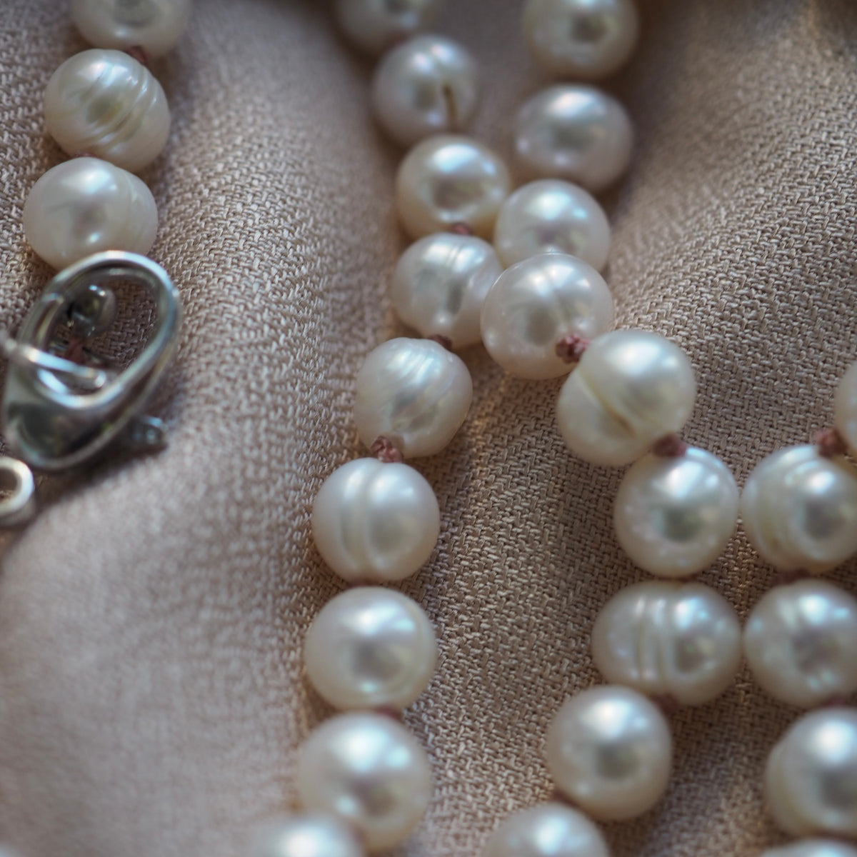 Collana Nodini Nebbia