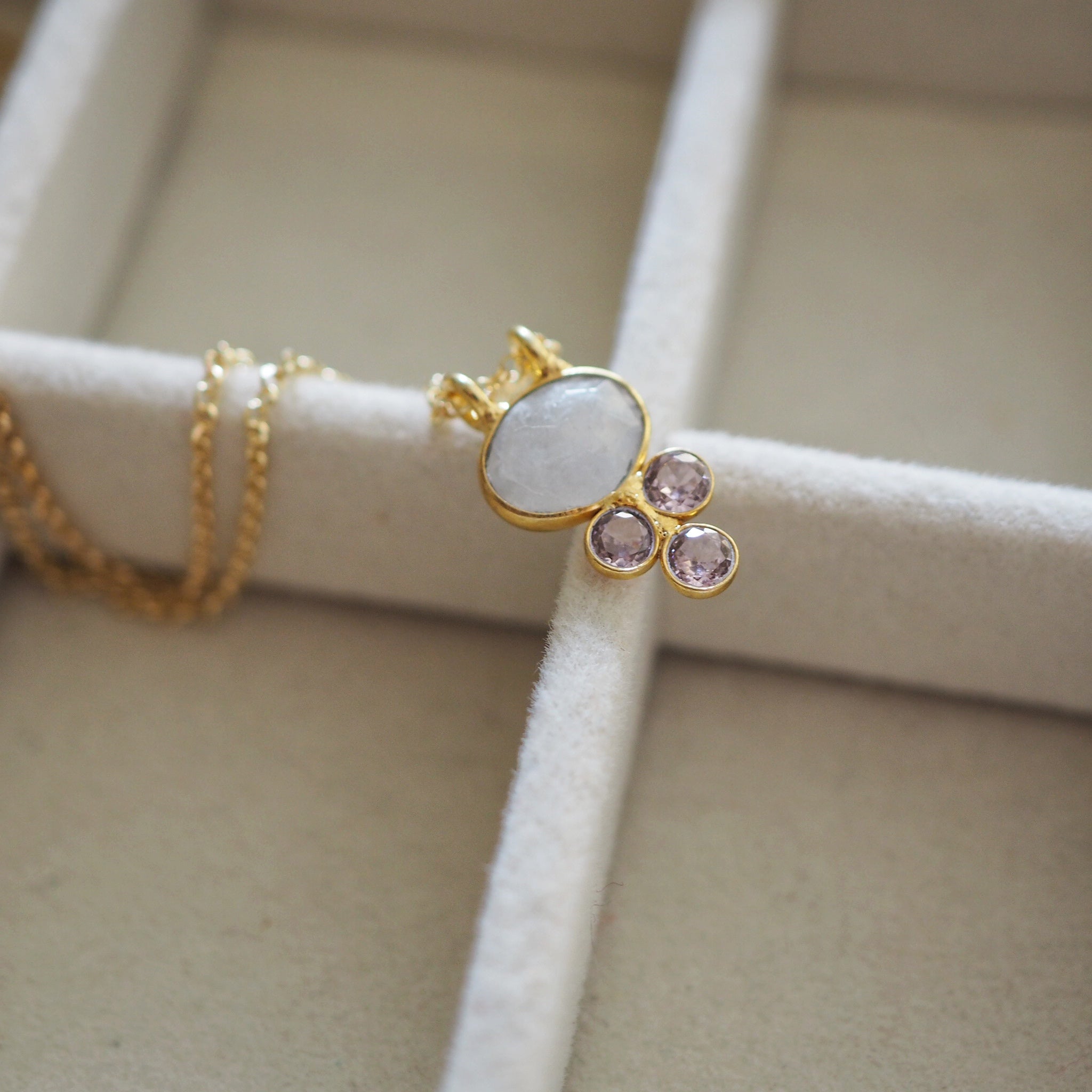 Collana Nadine