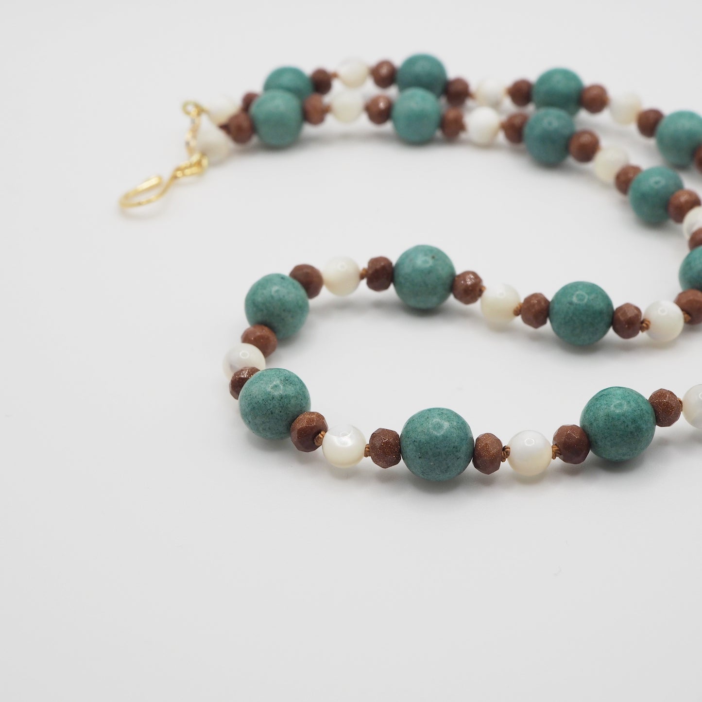 Collana Nodini turchese madreperla