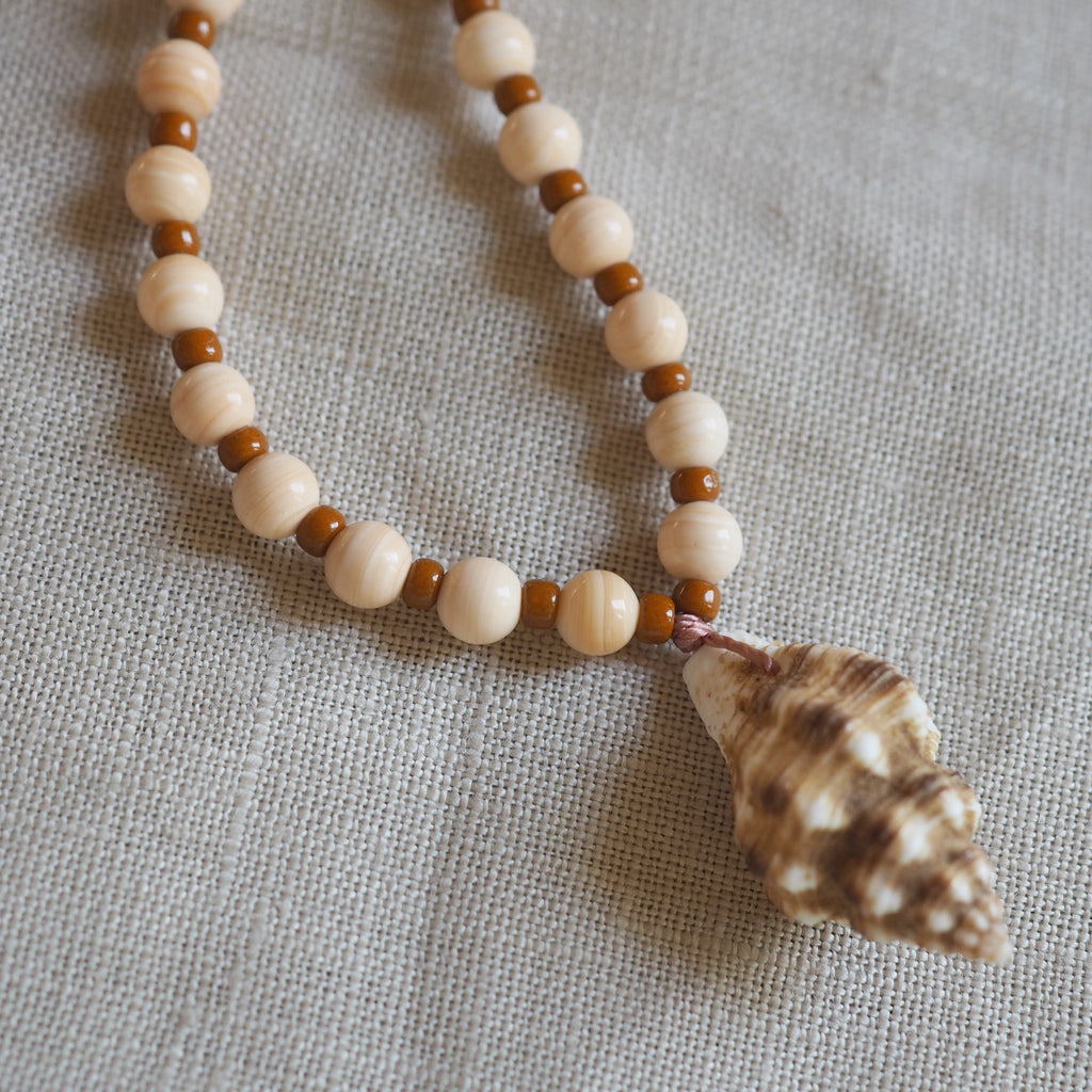 Collana Shellina 013