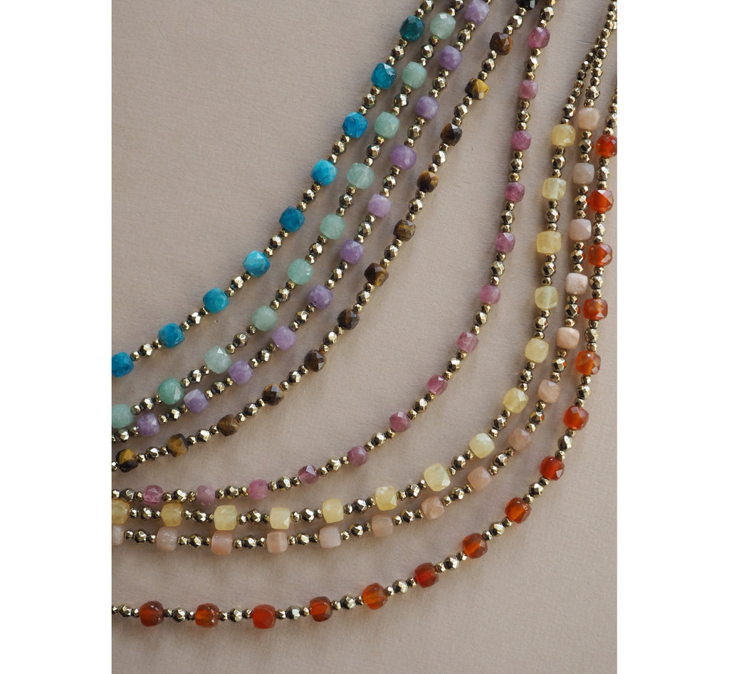 Collana Dadini