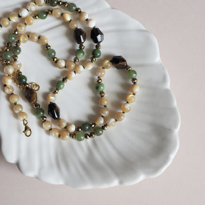 Collana Nodini madreperla birmana