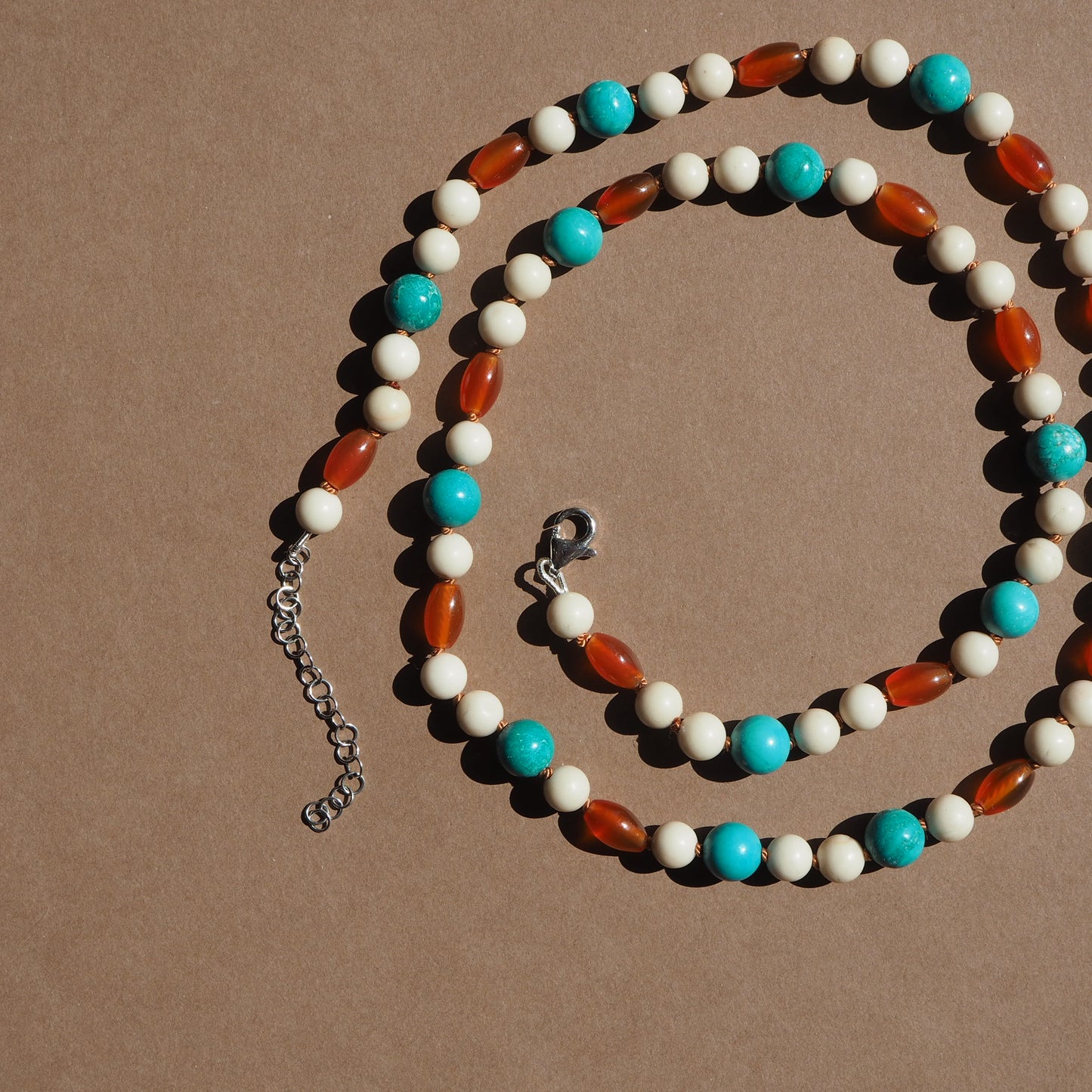 Collana Nodini Beige turchese