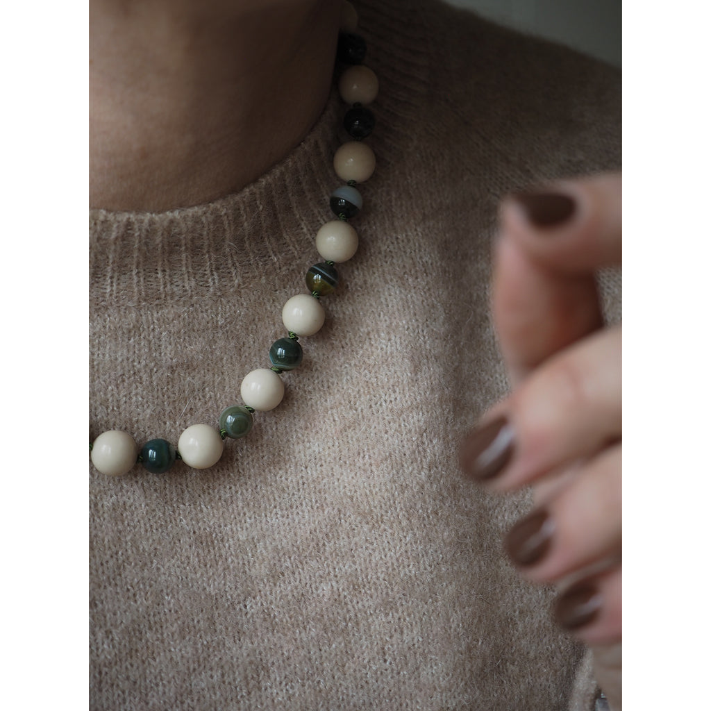 Collana Nodini Diaspro fossile e agata verde