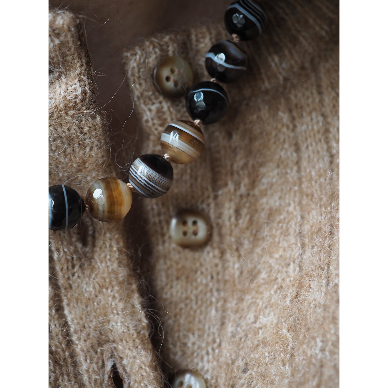 Collana Nodini Agata Botwsana nera