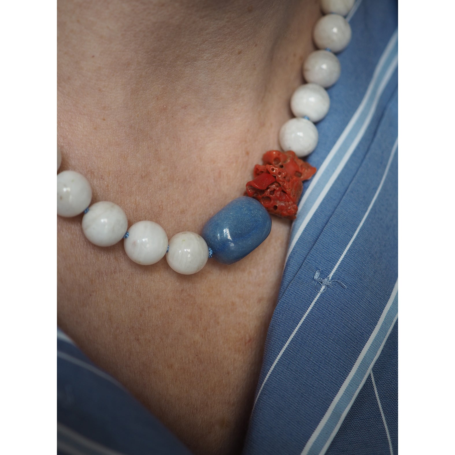 Collana Nodini pietra di luna bianca