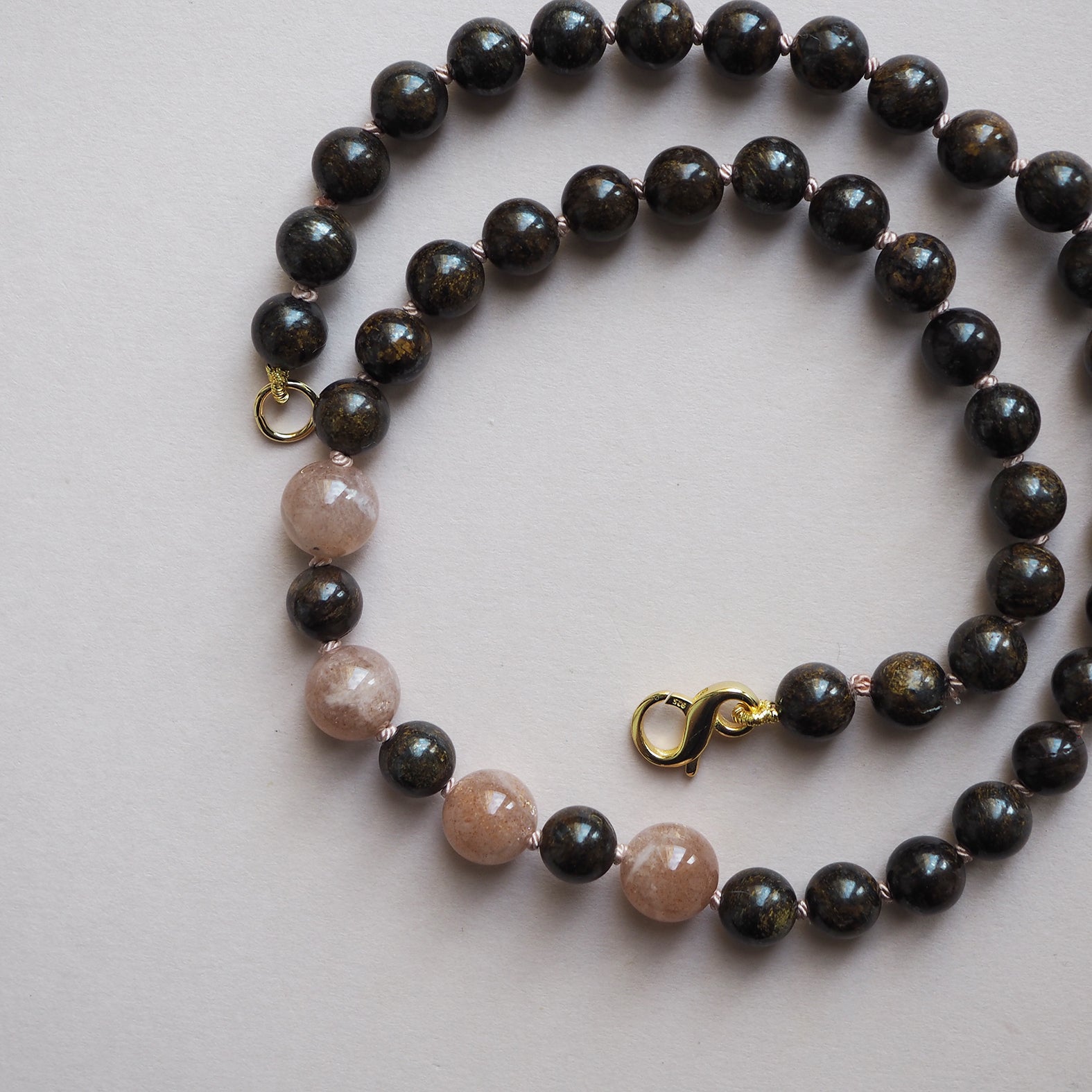 Collana Nodini Bronzite