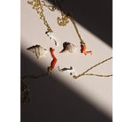 Carica l&#39;immagine nel visualizzatore di Gallery, Collana Ondina corallo bianco
